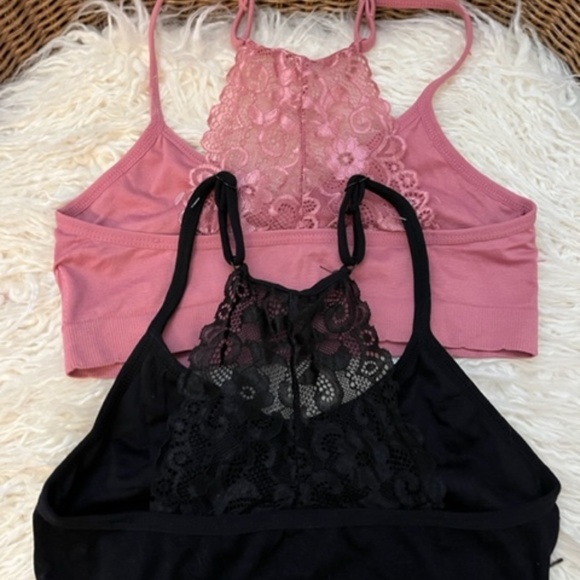 SORRY, DUPLICATE LISTING WAS SOLD can't remove it,  Contacted Poshmark - Picture 1 of 1